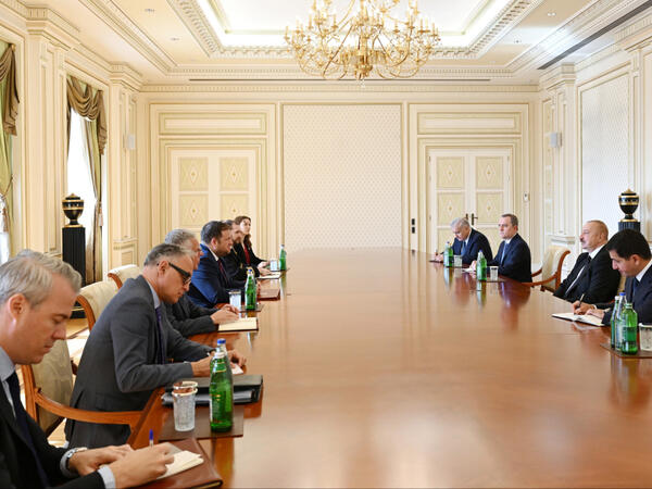 Prezident Böyük Britaniyanın dövlət nazirini qəbul edib - FOTO