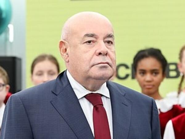 Mixail Şvıdkoy Mehriban Əliyevanı təbrik edib