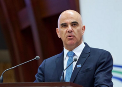 Alen Berset xəstəxanaya yerləşdirildi