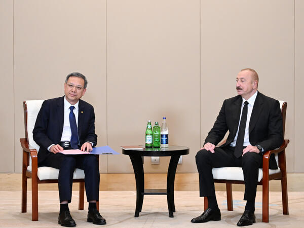 İlham Əliyev Tiencində Ni Cen ilə görüşüb - FOTO