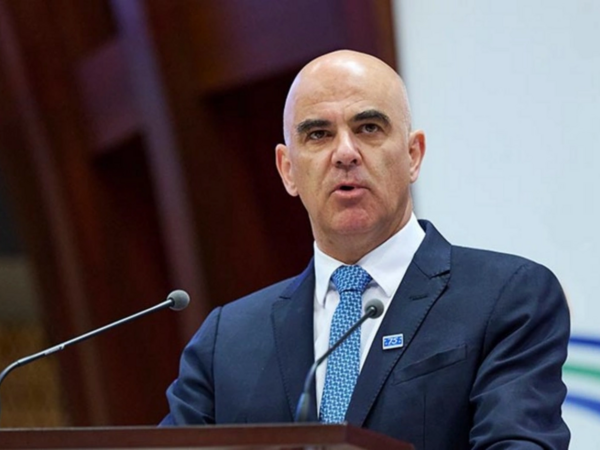 Alen Berset xəstəxanaya yerləşdirildi