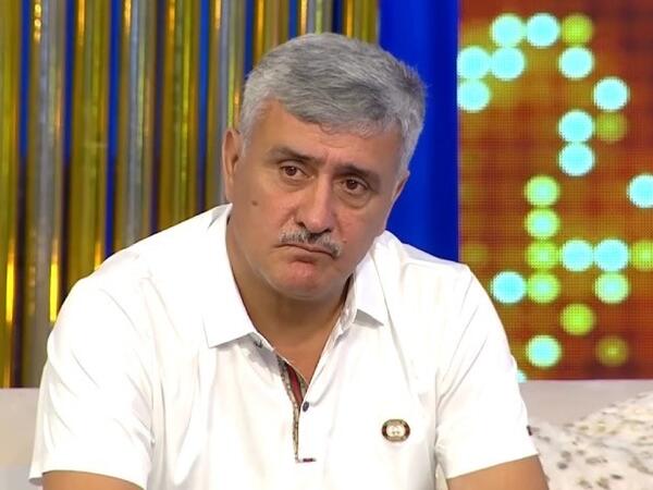 Tanınmış meyxanaçı 400 minlik evindən danışdı