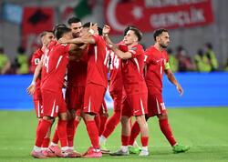 Türkiyə millisi 10 nəfərlə Gürcüstana qalib gəldi