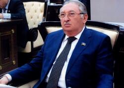Rektor: &quot;İşə çıxmıram, universiteti uşaqlar idarə edirlər&quot;