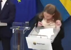 Yeni nazir mətbuat konfransı zamanı huşunu itirdi - <span class="color_red">VİDEO</span>
