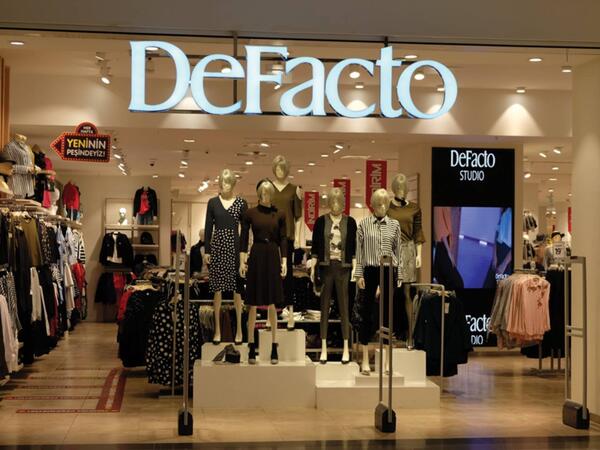 “DeFacto” Azərbaycandakı mağazalarını bağlayır?