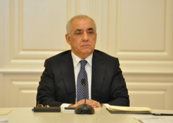 Baş nazirdən sürücülük vəsiqəsi ilə bağlı yeni QƏRAR
