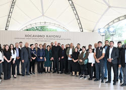 Prezident Qırmızı Bazar, Hadrut qəsəbələrinin və Sos kəndinin sakinləri ilə görüşüb