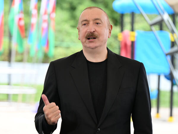 İlham Əliyev: Uzun illər köçkün həyatı yaşamış insanlar ən gözəl şəraitə layiqdirlər