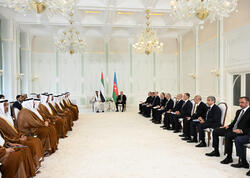 İlham Əliyevin və Şeyx Məhəmməd bin Zayed Al Nəhyanın geniş tərkibdə görüşü olub - FOTO