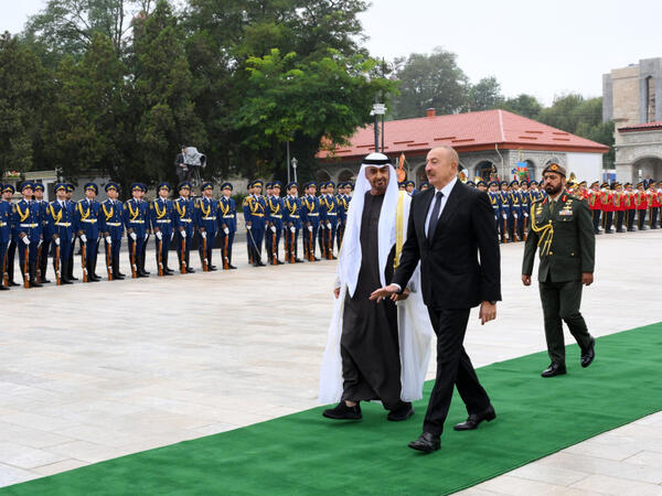 Birləşmiş Ərəb Əmirliklərinin Prezidentinin Şuşada rəsmi qarşılanma mərasimi olub - FOTO