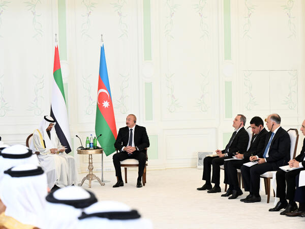 Şeyx Məhəmməd bin Zayed Al Nəhyan: Dost Azərbaycanla ikitərəfli əlaqələrimizi daha yüksək səviyyəyə qaldırmağı arzulayırıq