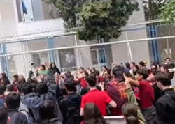 Şagirdlər “Anadolu” liseyinin köçürülməsindən narazıdır
