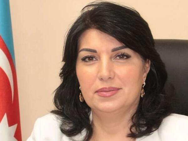 Bu xanım Bakıda iki məktəbə rəhbərlik edir - <span class="color_red">FOTO</span>