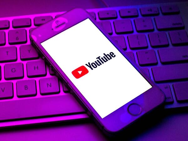 &quot;Youtube&quot; bu ölkənin prezidentinin hesabını blokladı