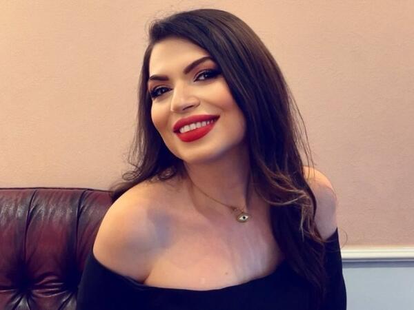 &quot;Ərimin öncəki evliliyindən olan oğlanları ilə DOSTAM, bizdə qalırlar&quot;