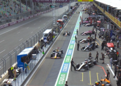 Azərbaycandakı yarışda &quot;Formula 2&quot;nin pilotlarına cəza verilib