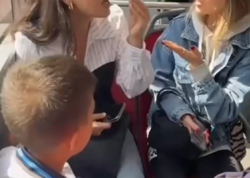 Avtobusda qızlar arasında əlbəyaxa dava - <span class="color_red">VİDEO</span>