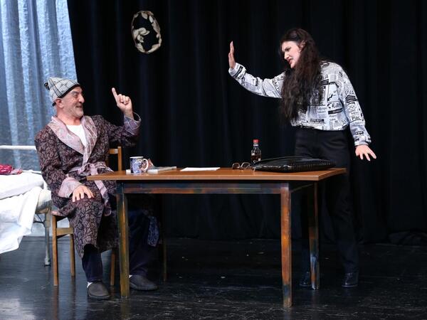 Azərbaycan Dövlət Milli Gənc Tamaşaçılar Teatrında aktyor Kərəm Hadızadənin 60 illik yubileyi keçirilib.- FOTO