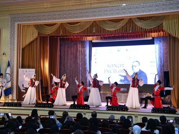 “Sənət inciləri” layihəsi üzrə növbəti mühazirə-konsert Bakı Dövlət Universitetində keçirilib - FOTO