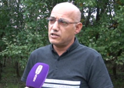 Məktəbdə şagird və xadiməni döydüyü deyilən direktor müavini açıqlama verdi - işi bərpa olunacaq - <span class="color_red">VİDEO</span>