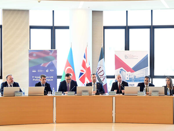 ADA Universitetində 1-ci Azərbaycan-Birləşmiş Krallıq Siyasət Dialoquna başlanılıb - <span class="color_red">VİDEO - FOTOlar</span>