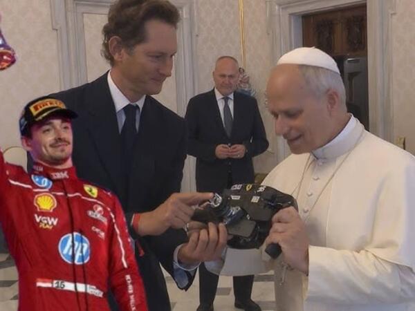 &quot;Ferrari&quot;dən Papa Fransiskoya unikal hədiyyə - FOTO