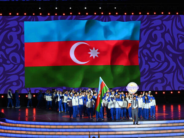 İlham Əliyev və Mehriban Əliyeva Gəncədə III MDB Oyunlarının açılış mərasimini izləyiblər - <span class="color_red">FOTO</span>