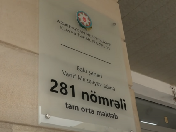 Məktəblini soyundurub videoya çəkiblər?