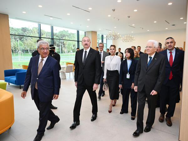 İlham Əliyev, Mehriban Əliyeva və Sercio Mattarella Bakıda İtaliya-Azərbaycan Universitetinin ilk tədris korpuslarının açılışını ediblər - FOTO