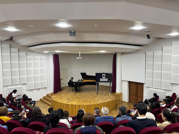 Qarabağ Universitetində “Ustad dərsləri silsiləsi” layihəsinə başlanılıb - FOTO