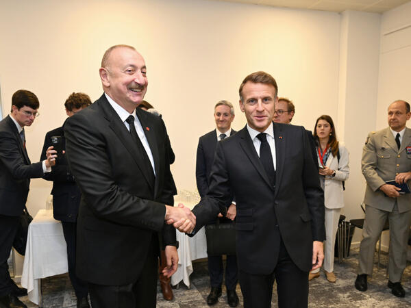 İlham Əliyevin Kopenhagendə Makronla görüşü olub - <span class="color_red">FOTO</span>