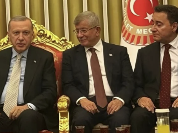Ərdoğan uzun illər sonra Davudoğluyla  bir arada - FOTO