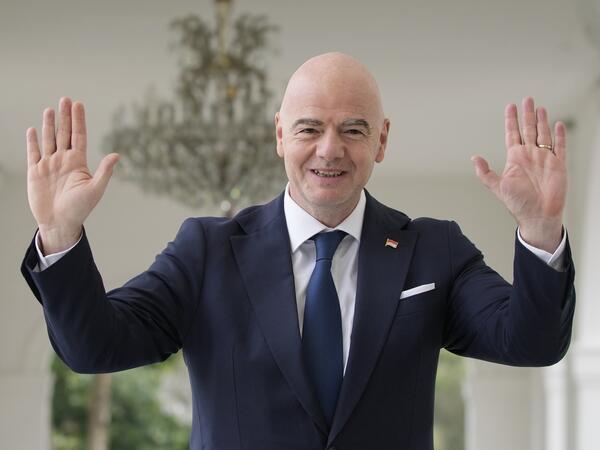 FIFA prezidenti Azərbaycanı təbrik edib - <span class="color_red">VİDEO</span>
