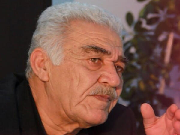 Tanınmış şairin vəziyyəti ağırlaşdı