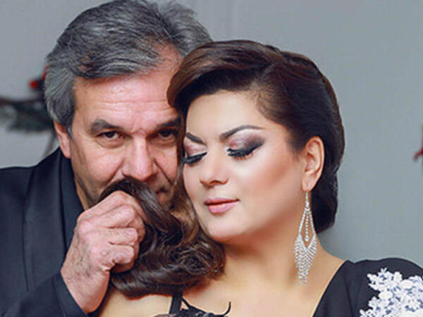 &quot;Xanımımın ayaqlarını yuyaram, üstəlik masaj da edərəm&quot; - VİDEO