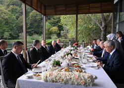 Qəbələdə dövlət və hökumət başçılarının şərəfinə rəsmi nahar verilib - <span class="color_red">FOTO</span>
