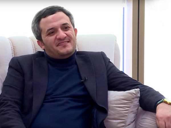 Orxan Lökbatanlı özünə 250 minlik maşın alıb - <span class="color_red">VİDEO</span>