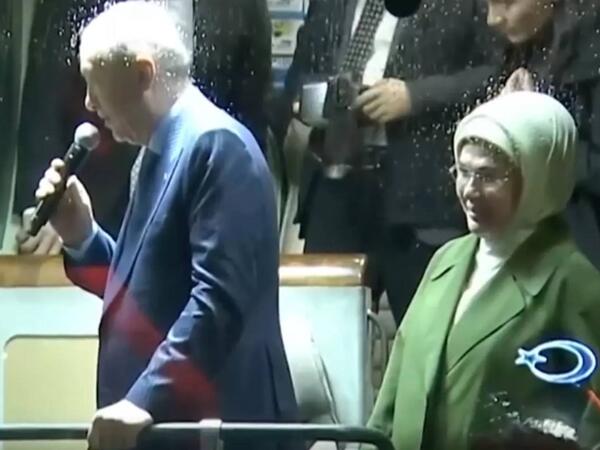 Ərdoğan ona &quot;rəis&quot; deyən şəxsə görün necə reaksiya verdi - VİDEO