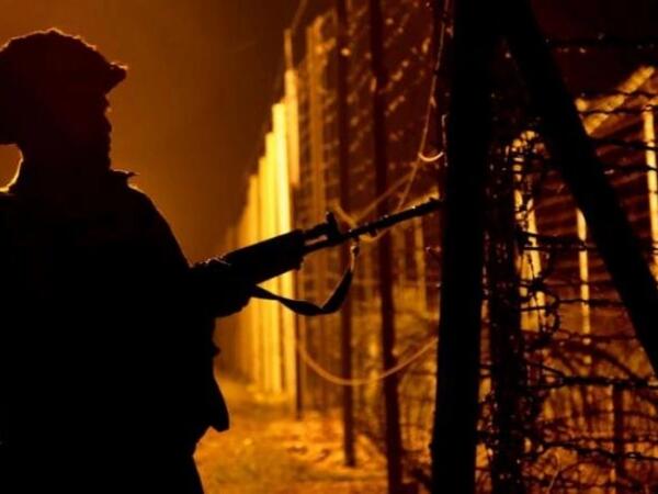 Əfqanıstan-Pakistan sərhədində silahlı toqquşma baş verib