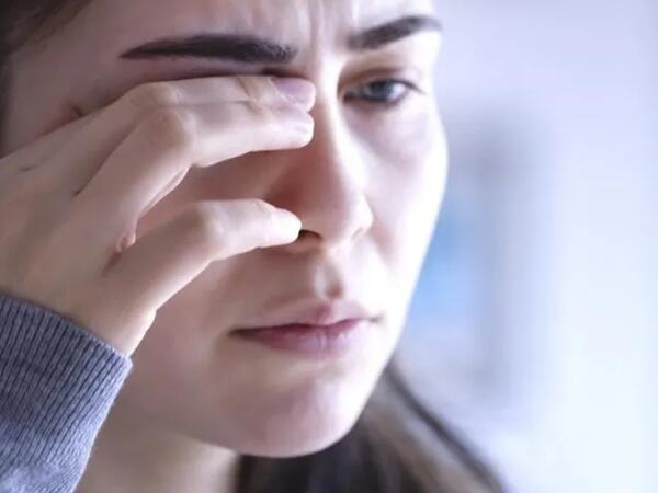 Gözləriniz sizə xəbərdarlıq edir - Bu əlamətlərə ciddi yanaşın