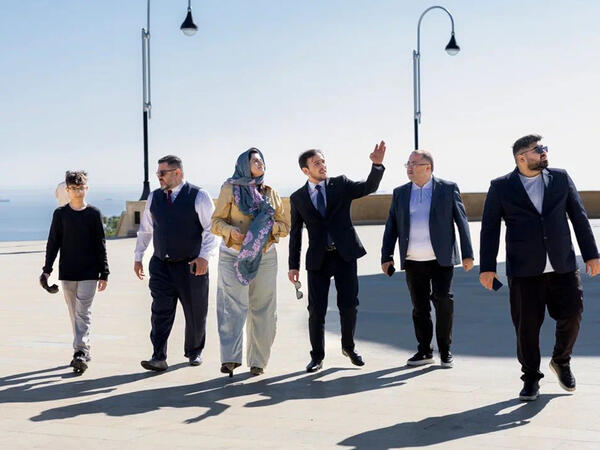 Rəsul Quliyevin ailəsi 30 ildən sonra Bakıya gəldi - <span class="color_red">FOTO</span>