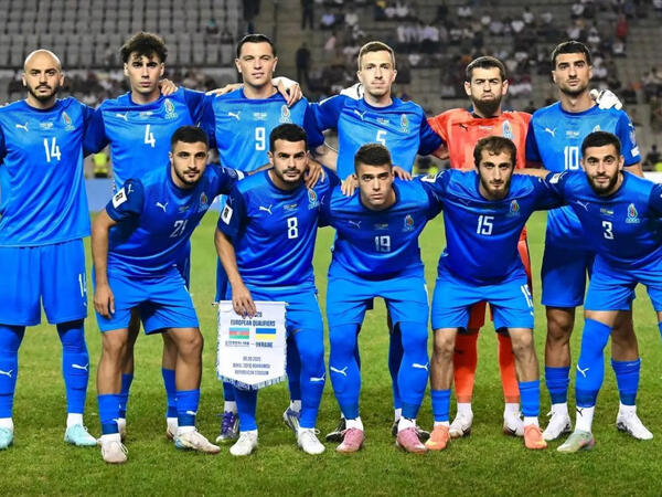 4 futbolçu yığmamızın heyətindən çıxarıldı - FOTO