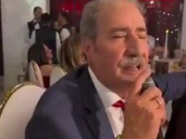 Afaq Bəşirqızının həyat yoldaşı ad günündə MAHNI OXUDU - VİDEO