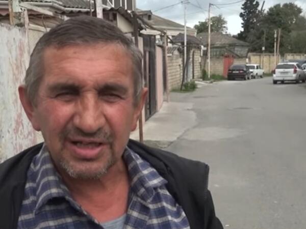 &quot;Kişi gəlib namaz qılmağa, damda güdüb, vurub”