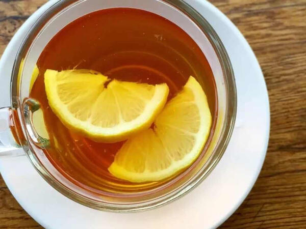 Qışda çayınıza dondurulmuş limon atın - faydasını görün