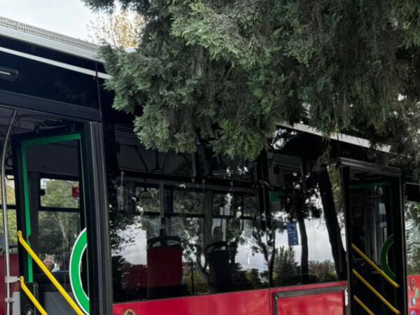 &quot;Bakubus&quot; Bulvara girdi - FOTO
