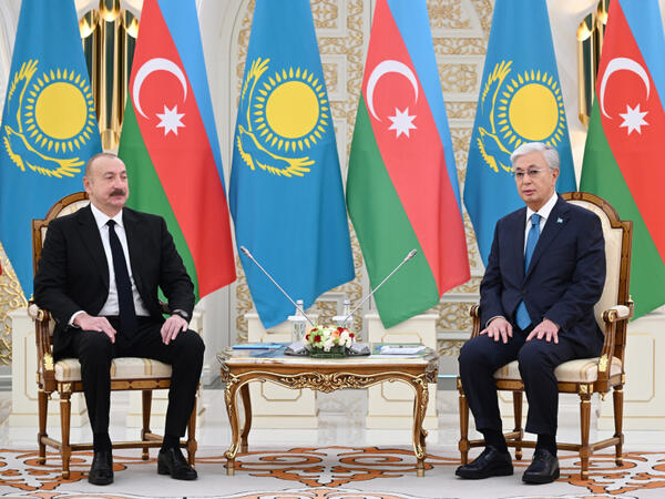 Astanada İlham Əliyevin Tokayev ilə təkbətək görüşü olub - FOTO