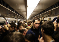 Metroda səs-küy salan şəxslə bağlı araşdırma aparılır