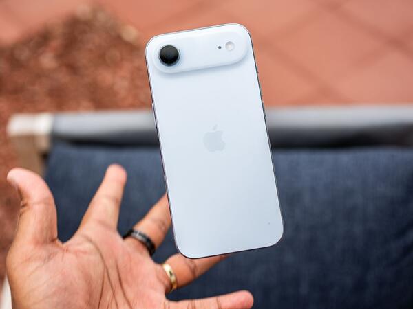 “Apple” bu modelin istehsalını AZALDIR